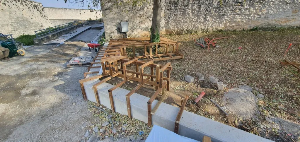 Conception d'une Terrasse bois Douglas sur mesure à Nîmes