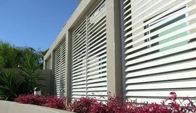 Se protéger de la chaleur à Lyon, en faisant installer des brise soleil orientable (BSO)