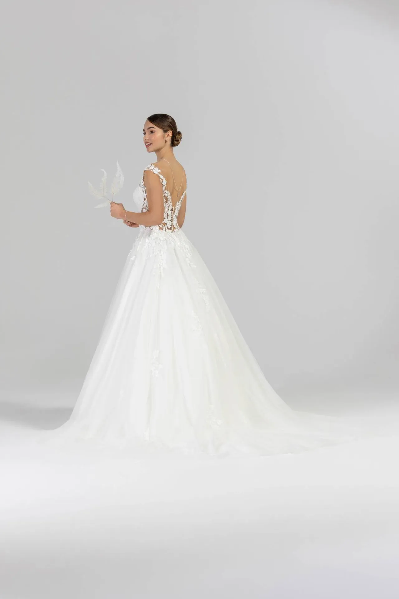 Robe de mariée bustier Line collection Eglantine Anthea N'dri Marseille Var