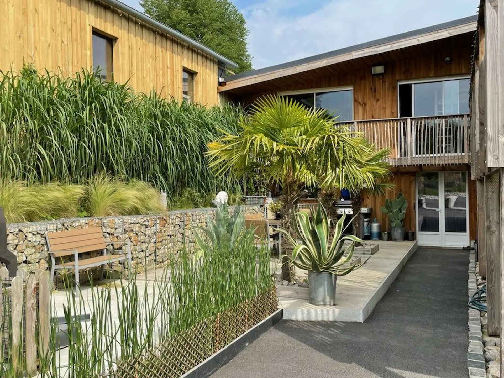 A vendre maison contemporaine sur presque 4 hectares en Normandie 14