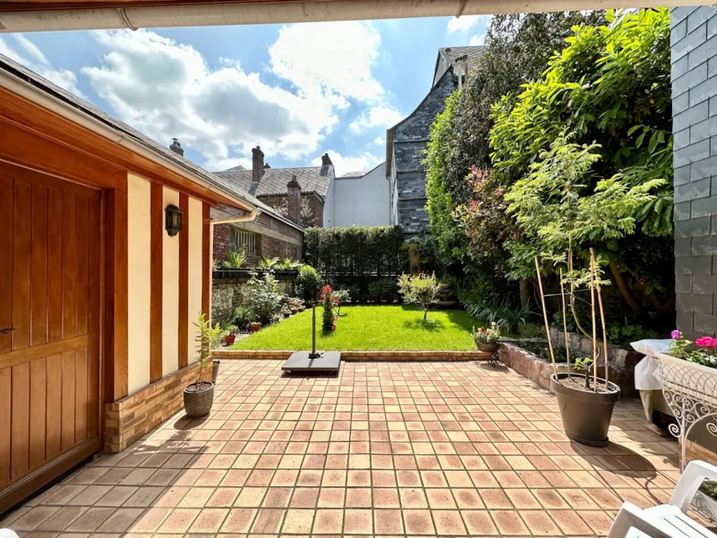 Acheter une superbe Maison de charme du XVIIIe siècle avec jardin  à  Rouen