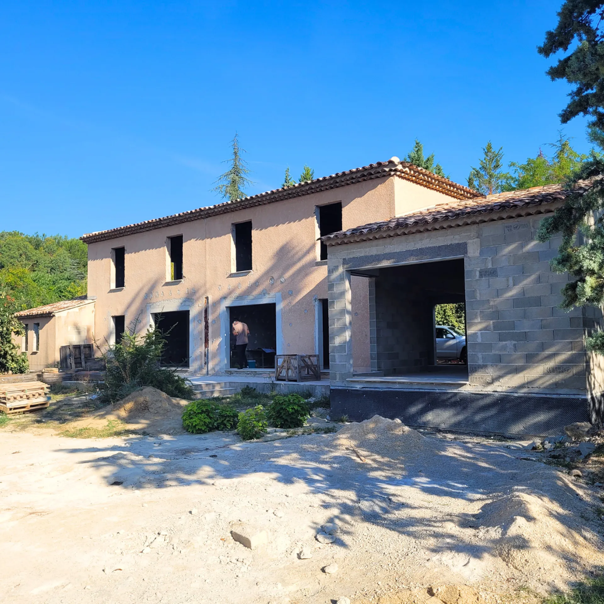 Rénovation et extension d'une propriété à Puyricard, Bouches du Rhône, à proximité d'Aix en Provence