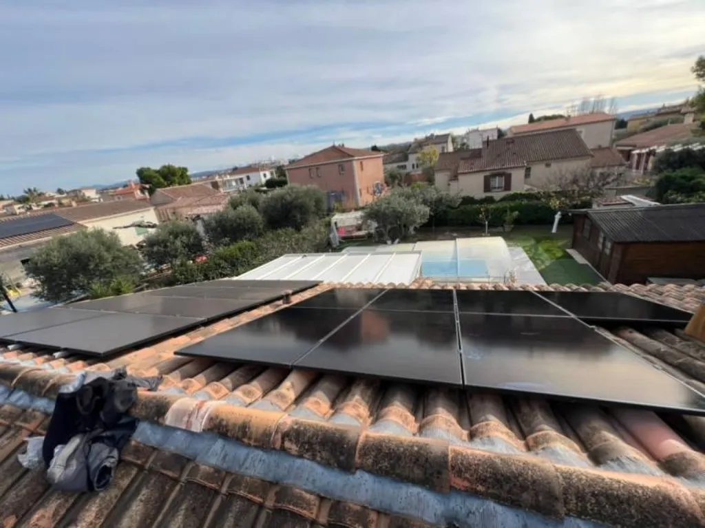 Structure NOVOTEGRA pour panneaux solaires à Marignane