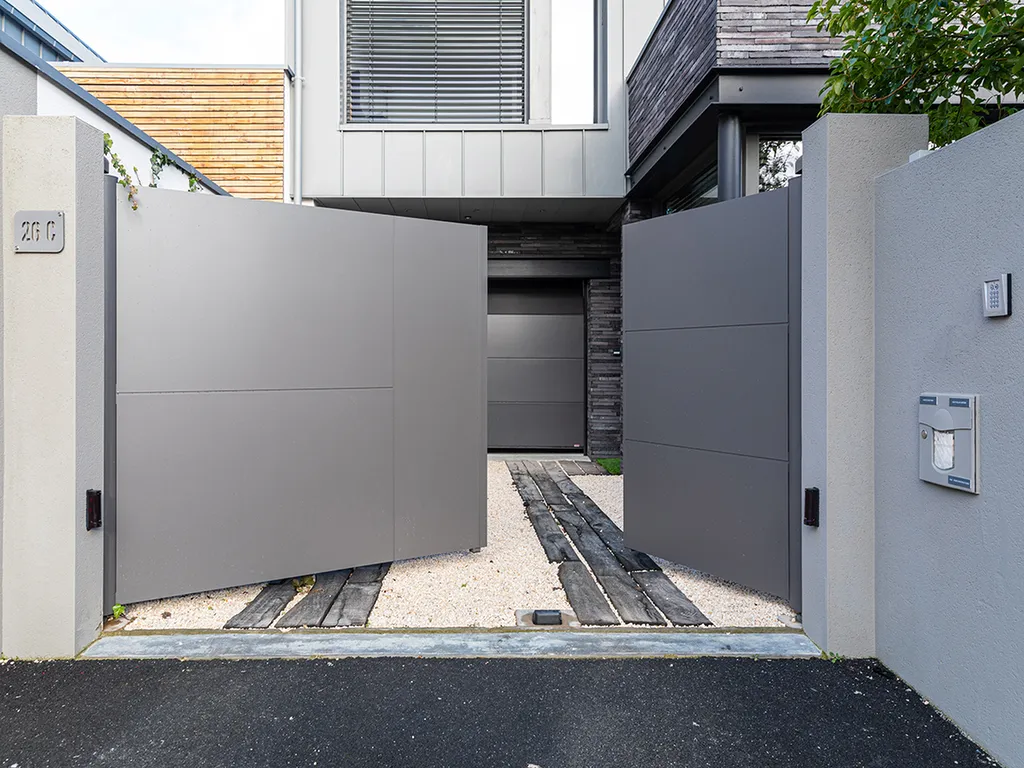 Notre zone d'activité pour ce servicePose portail aluminium motorisé battant ou coulissant