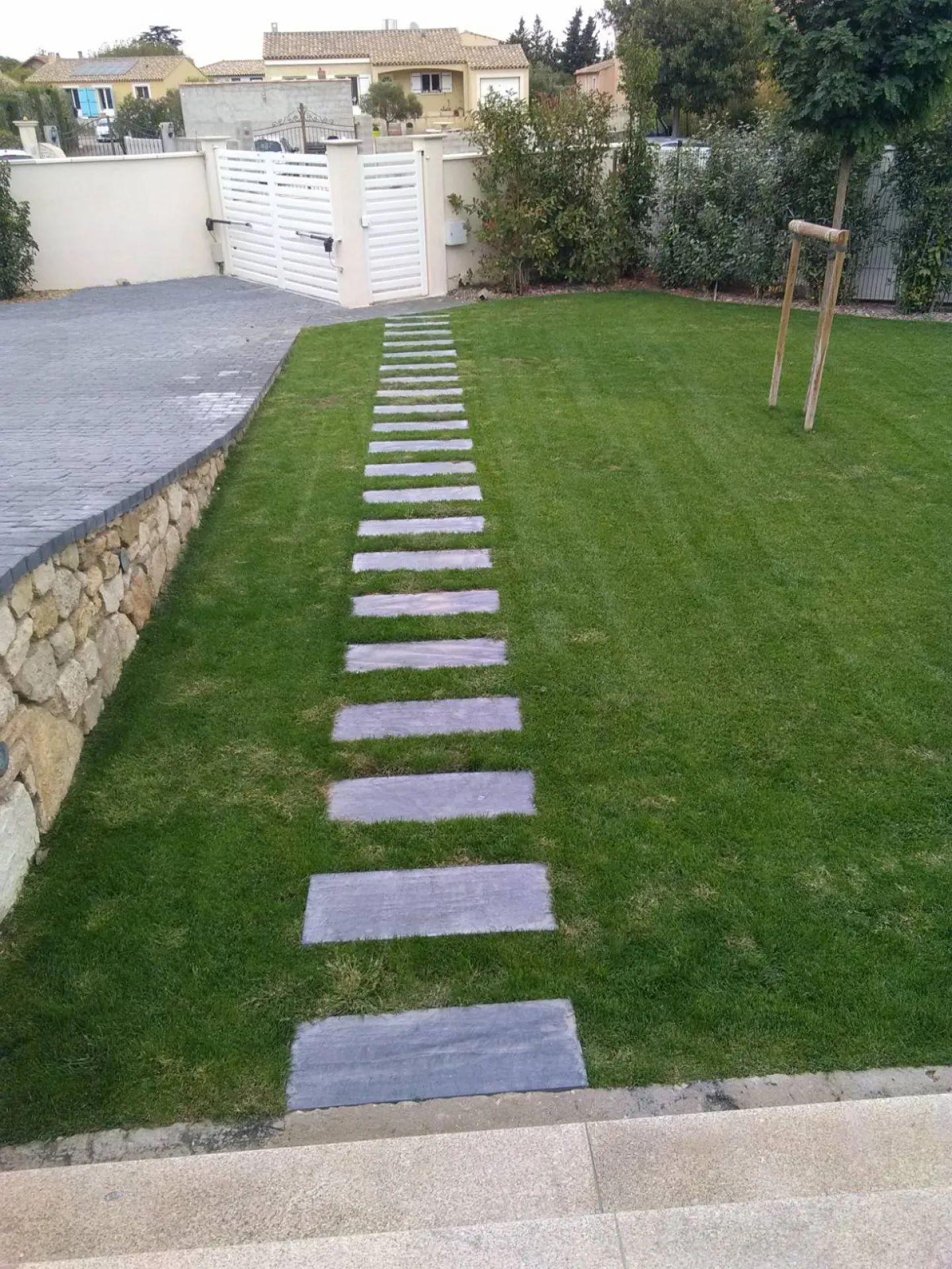 pose de pas japonais ardoise Rognac 13340