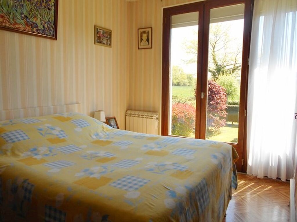 MAISON A VENDRE LISIEUX AVEC SOUS-SOL TOTAL ou COMPLET