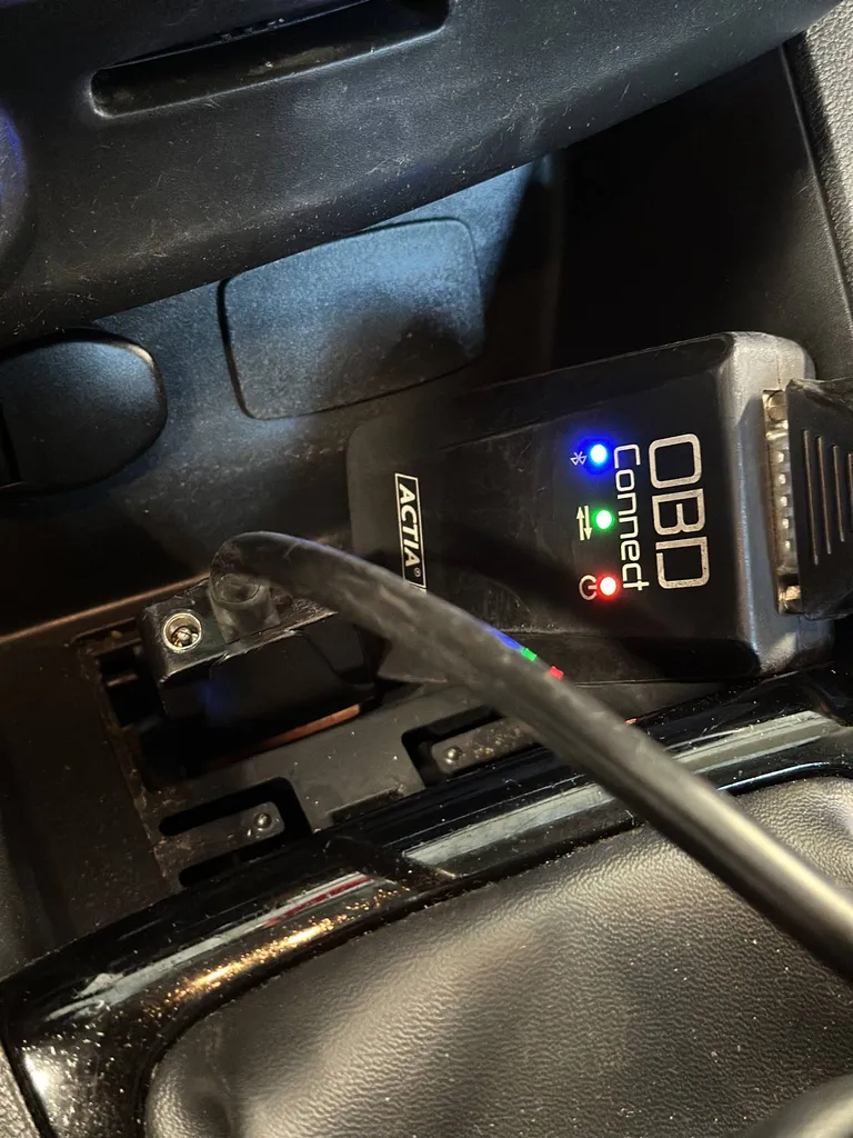 La récupération des données se fait par la prise OBD dans votre centre Autosur Martigues