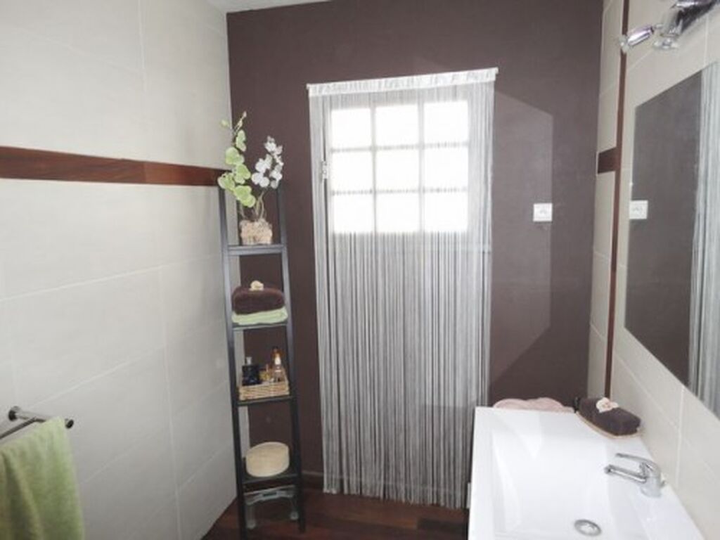  Beau logement à vendre 4 de plain pied Roquefort La Bédoule proche commodités