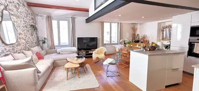 Vente appartement T3/4 Cassis  en dernier étage en duplex avec terrasse tropézienne