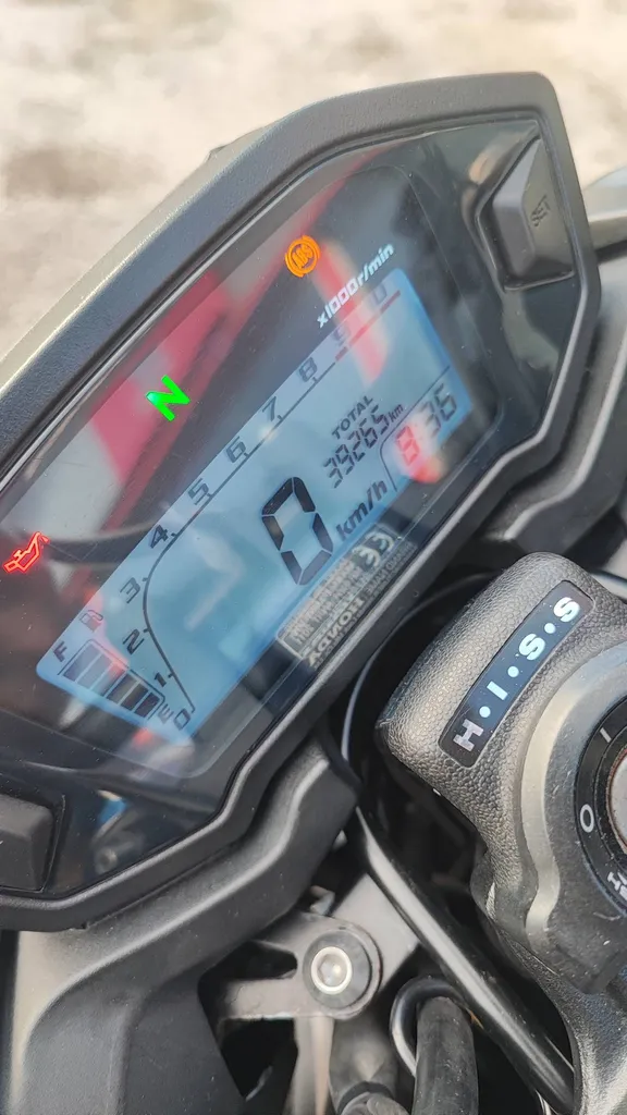 HONDA CB 500 F du 04/2017 avec 39300 KM