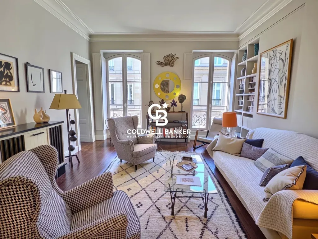 Appartement à vendre Bordeaux - 132 m² rénovés, 2 chambres, proche Jardin Public