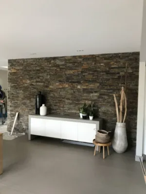 Prix d'un parement intérieur en pierre à Fréjus Var 83