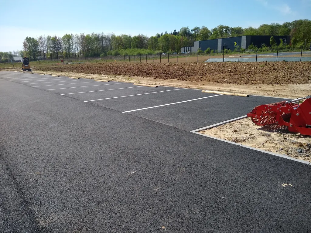 Aménagement d’extérieur au Parc Éco Normandie à Saint-Romain-de-Colbosc