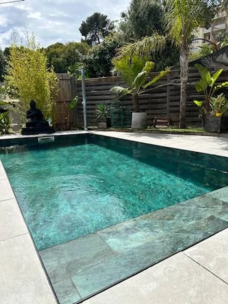 CARRELAGE PISCINE EMERAUDE BALI