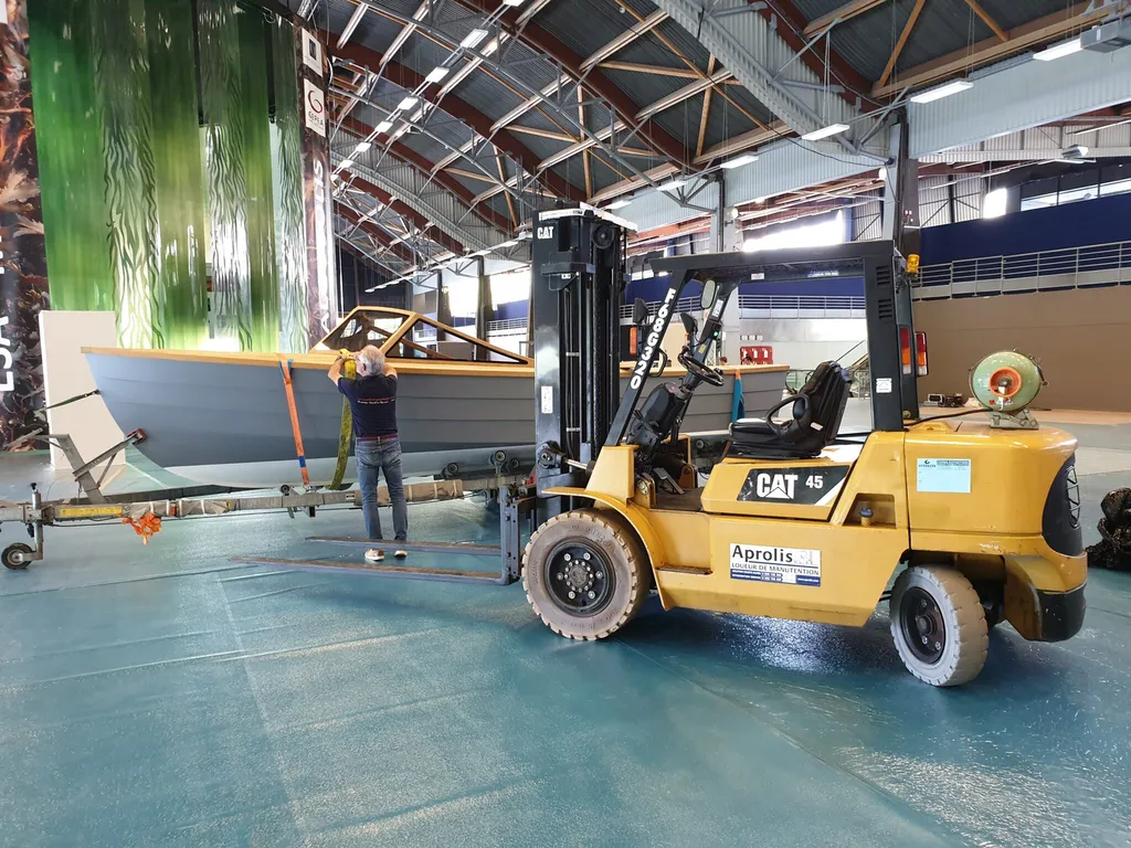 Transport, déchargement et mise en place de matériel événementiel pour exposants à Paris et toute la région Île-de-France