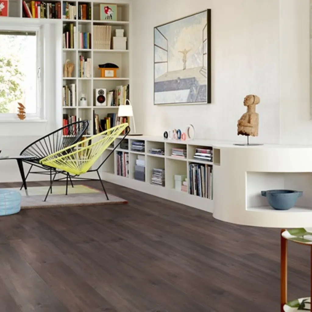 Aménagez vos intérieurs avec du parquet stratifié structuré à Saint-Aubin-Épinay près de Franqueville-Saint-Pierre.