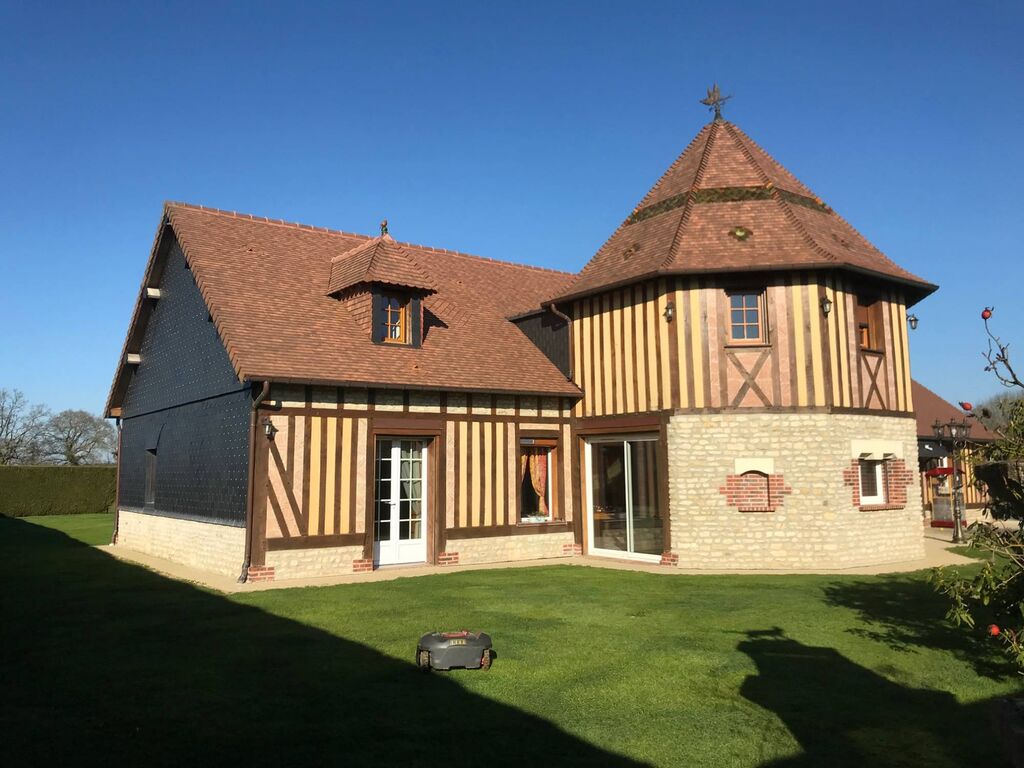 En vente maison Normande avec dépendance  proche CAMBREMER 14340