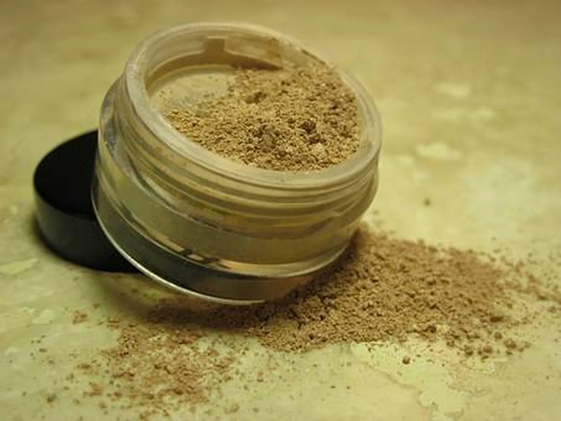 poudre cosmétique