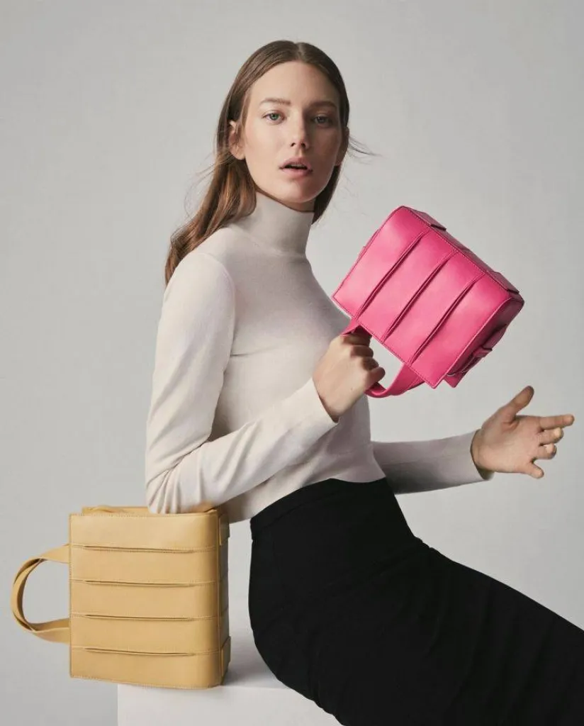 Le sac Whitney chez MaxMara pour un lookchic et intemporel crée par Renzo Piano.
