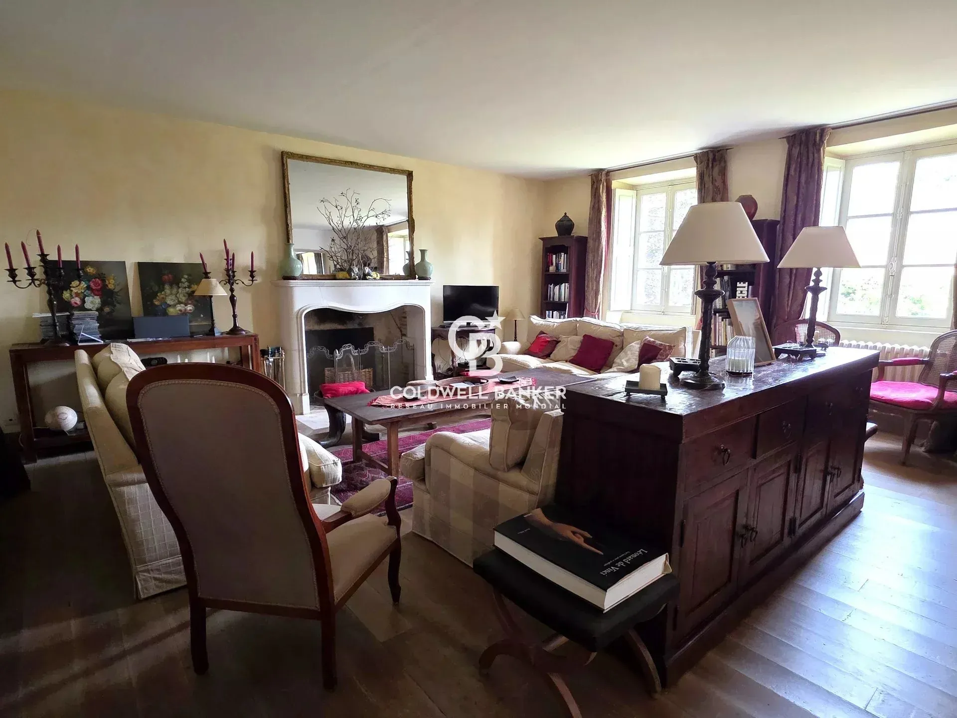 demeure historique Sarthe accès direct rivière à vendre