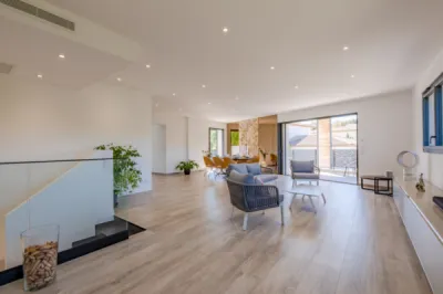 Maison 5 pièce(s) 3 chambre(s) 195 m² Saint Aygulf (83370)