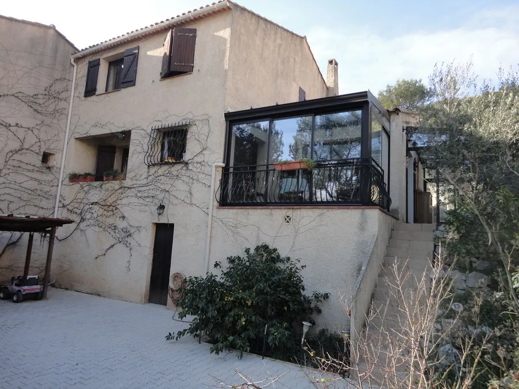 Notre zone d'activité pour ce serviceMaison avec garage à Ceyreste 13600, Bouches-du-Rhône : solution résidentielle plus confortable qu’à Cassis