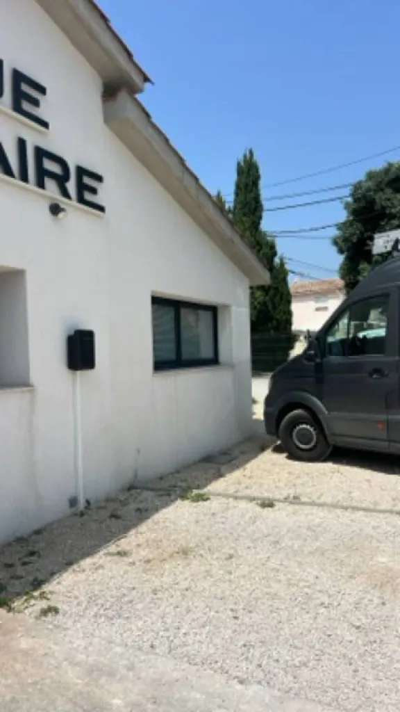 Pose d'une borne de recharge pour voiture électrique dès 1 500€