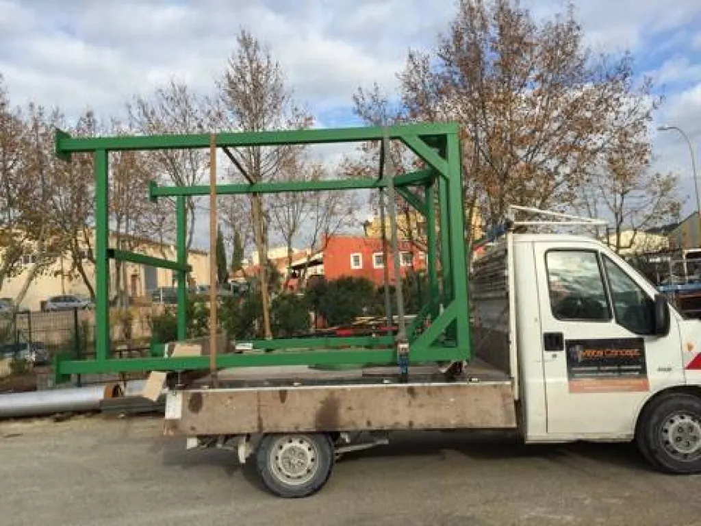 FABRICATION ET POSE STRUCTURE METALLIQUE A MARTIGUES