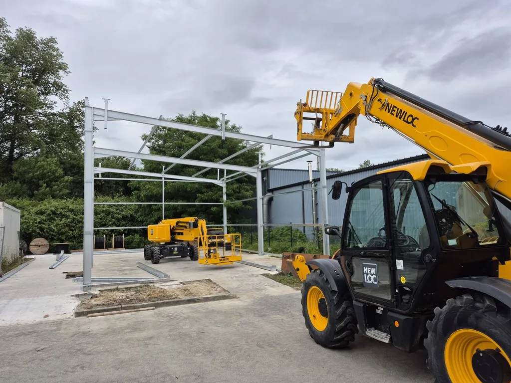 Mobilisation de matériel de chantier performant pour respecter les délais et assurer la qualité.