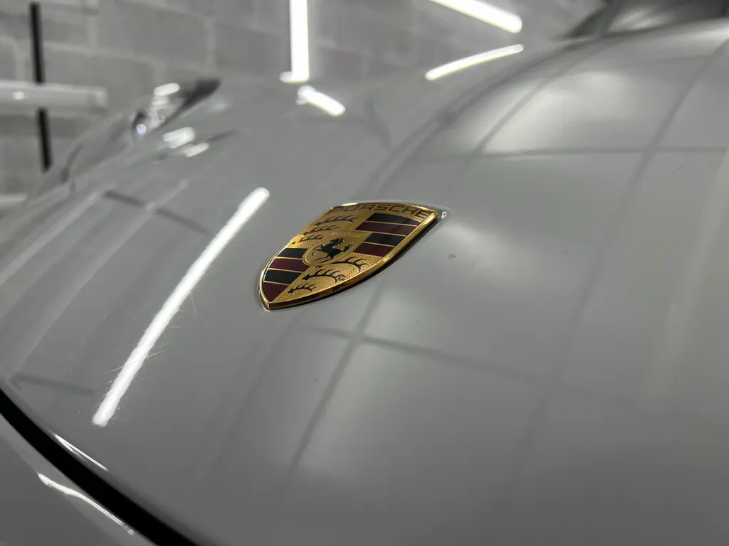 Traitement de protection céramique Porsche 911 Carrera 4S - Le Mans (72)