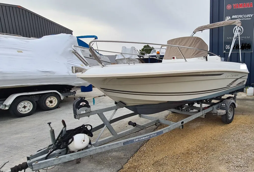 Estimation prix vente bateau d'occasion Cap Camarat 5.1 CC Style avec remorque Bandol Var