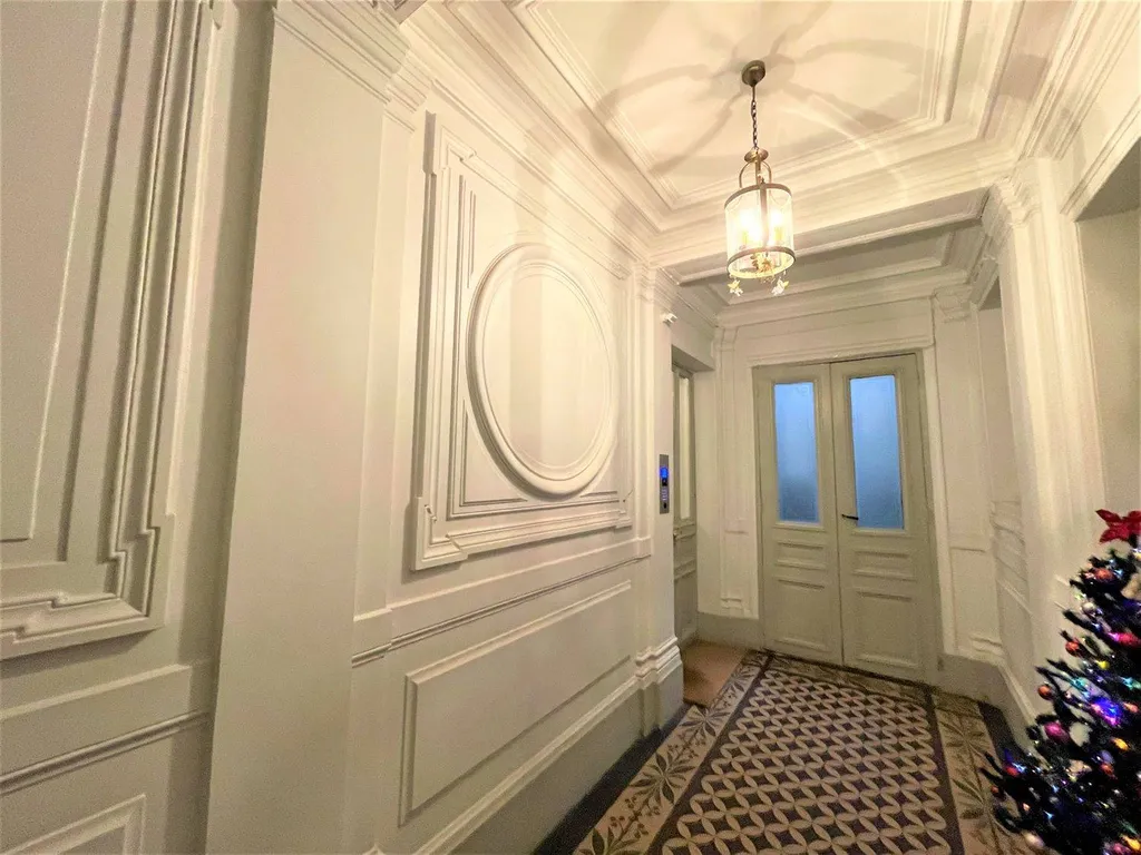 à vendre 2 Pièces de 43 m² 75007