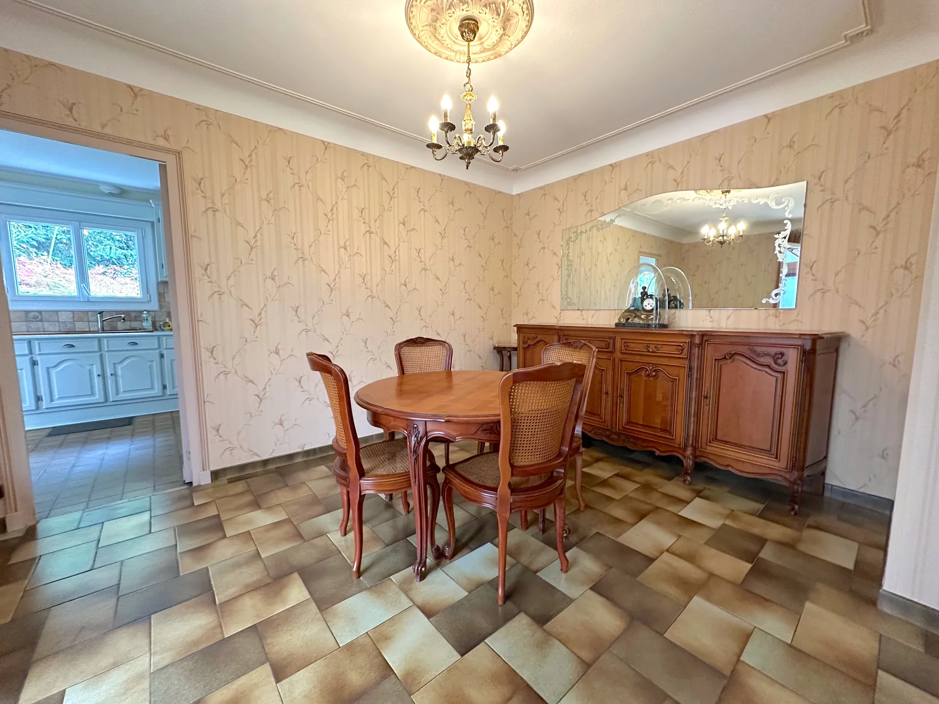 Maison de plain-pied non mitoyenne au calme