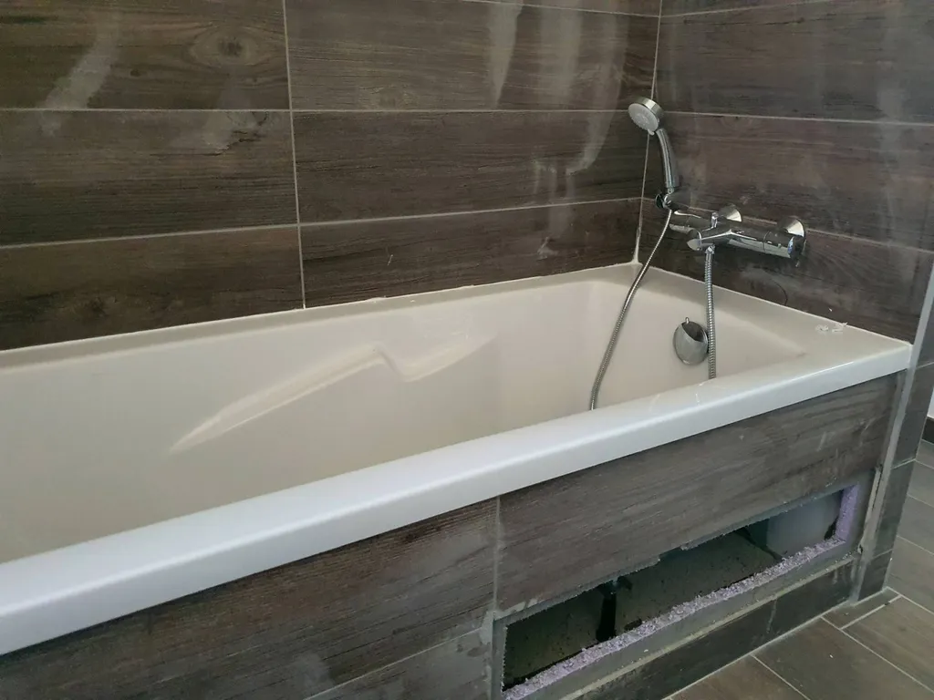 Installation de sanitaires pour salle de bain   avec réseau de plomberie a St Laurent de Mure dans le Rhône