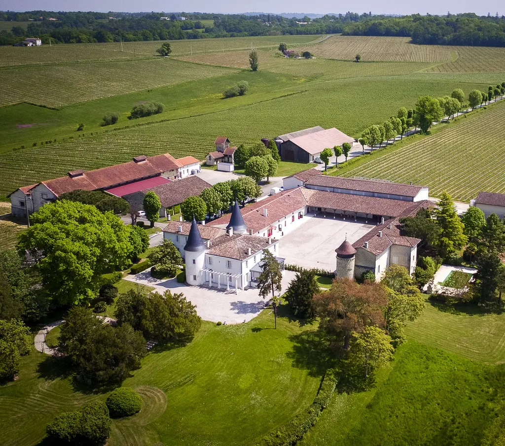 wedding-venue-frenchstyle-castle-bordeaux