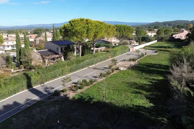 Terrain à bâtir dans un petit lotissement d'un quartier prisé