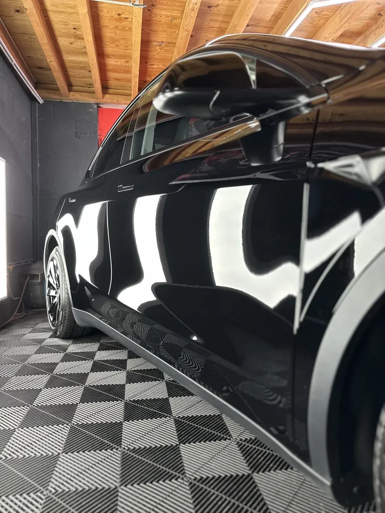 protection film plastique PPF paint protection film Lyon Tesla model Y