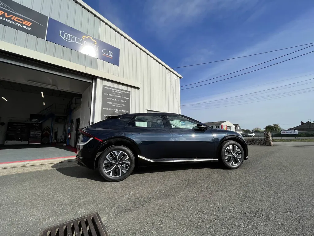 Protéger sa Kia EV6 grâce à la protection céramique Gtechniq - Le Mans (72)