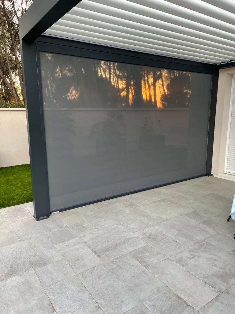 Store Zip à Vitrolles