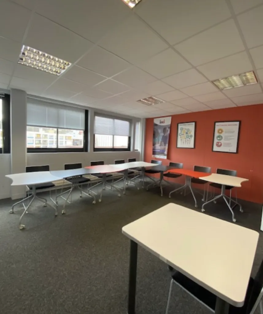 LE HAVRE - A VENDRE Immeuble indépendant de BUREAUX de 1050m2 avec parkings privatifs, idéalement placé en centre-ville