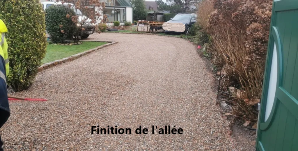 Finition de l'allée 