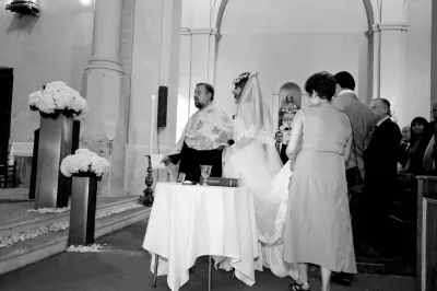 Authentic and Orthodox Wedding Reception for English Couple in Luxurious Bastide in middle lavenders fields in Vaucluse