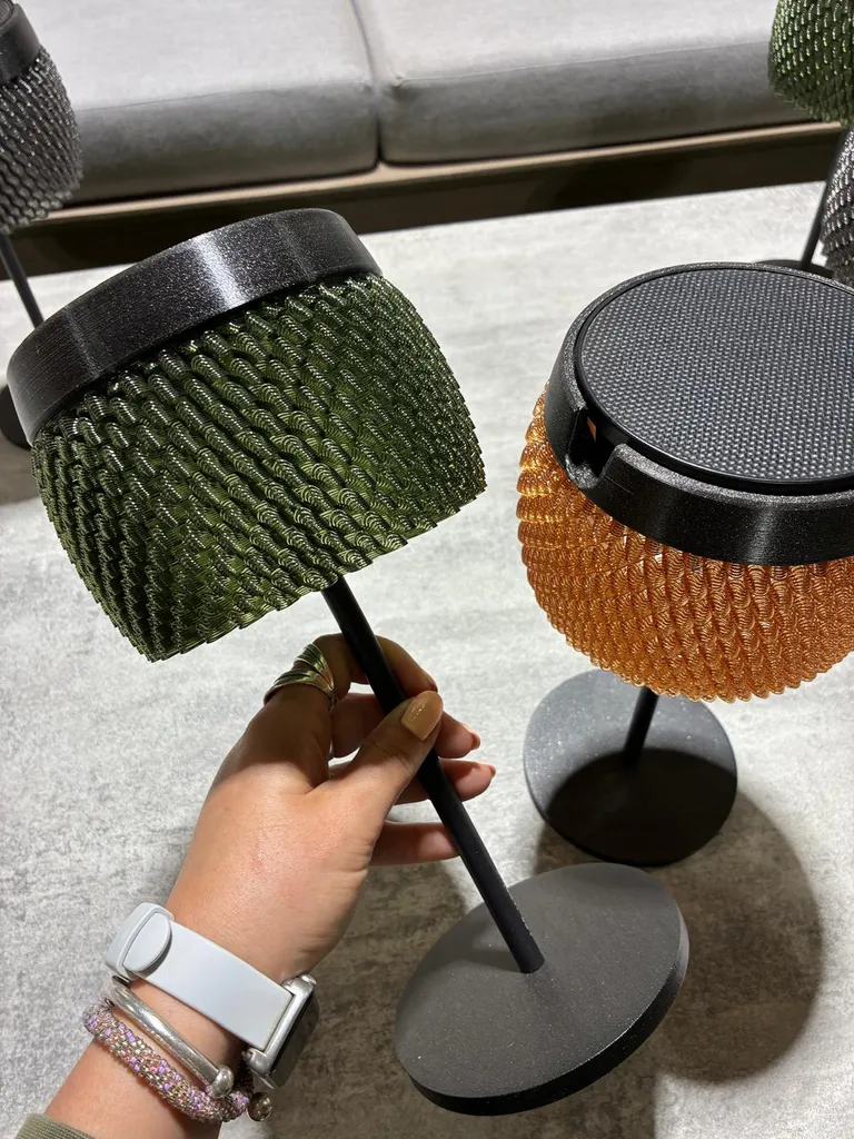 DESTOCKAGE EXCEPTIONNEL SUR DES FINS DE SÉRIE À LA BOUTIQUE : MOBILIER DE JARDIN, LUMINAIRES, BARBECUES