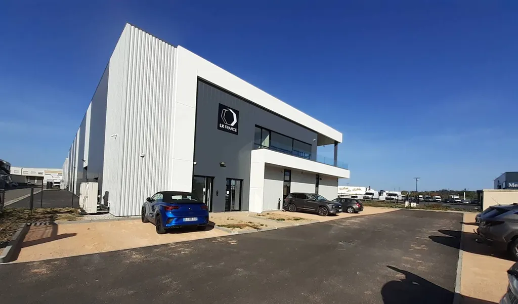 Création et conception electrique d'un batiment industrielle dedié à de l'eclairage à Villefranche sur sâone