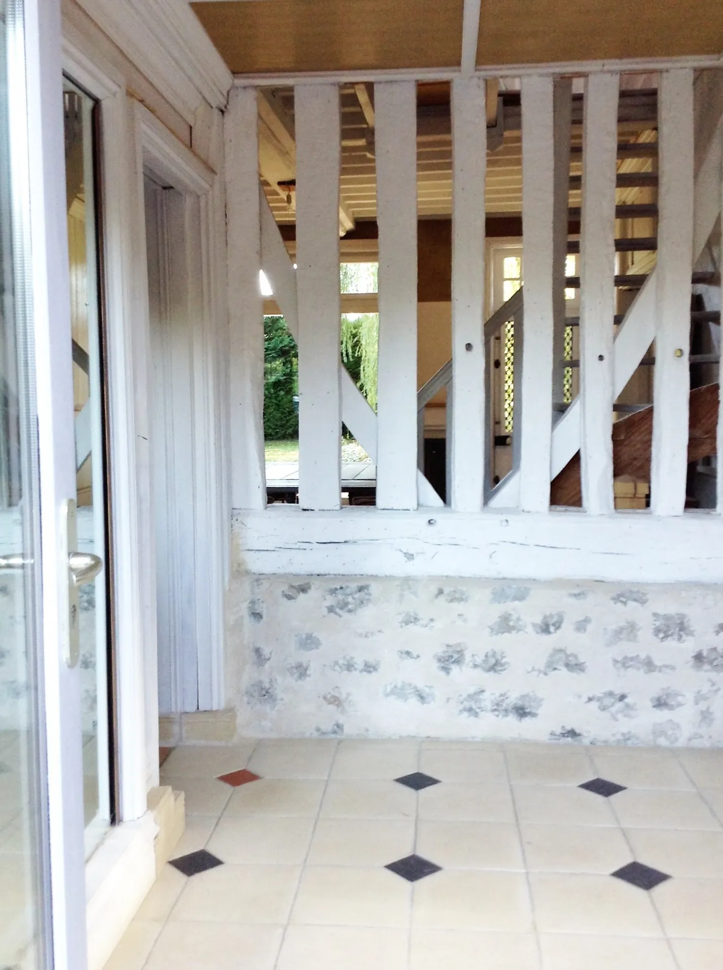 MAISON A VENDRE AVEC JARDIN GARAGE ET 3 CHAMBRES PROCHE DE LISIEUX