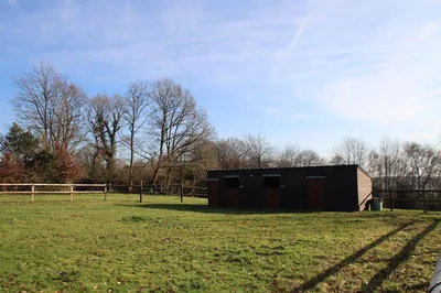 A acquérir, rare à la vente, Terrain de loisir de 2Ha96a72ca proche des commodités de Pont-L'Evêque, dans le Calvados 14.