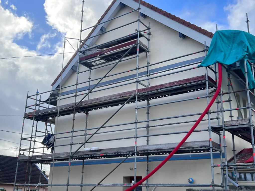 Entreprise RGE pour vos travaux d'isolation thermique par l'extérieur après audit énergétique à Montivilliers