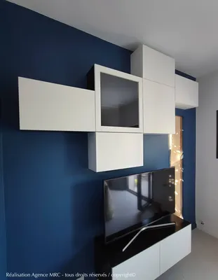 meuble sur mesure pour entrée et TV par architectre d'intérieur sur Éguilles