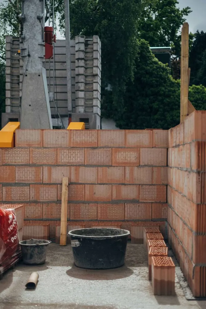 Assurance décennale maçon à Toulon et dans le Var – Protégez votre activité avec F2L PRO