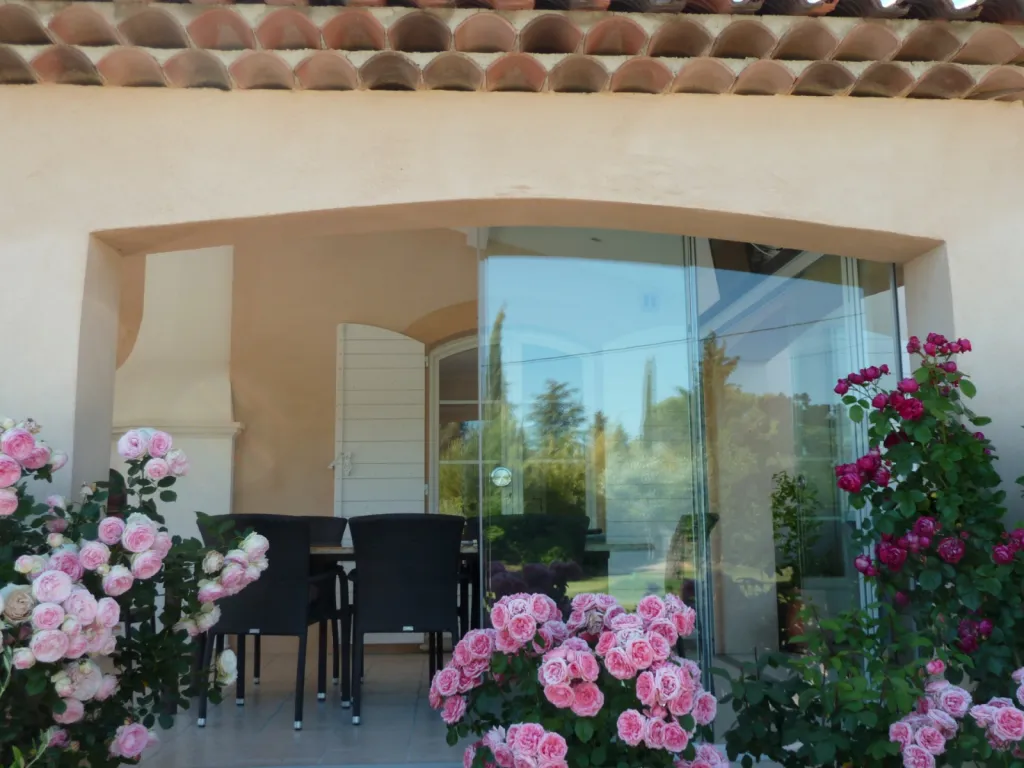 Vente de fermeture en verre SUNFLEX à Aix en Provence